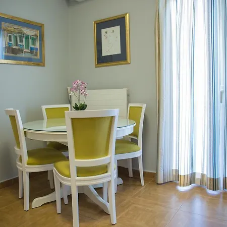 Centro Urban Chania * חאניה